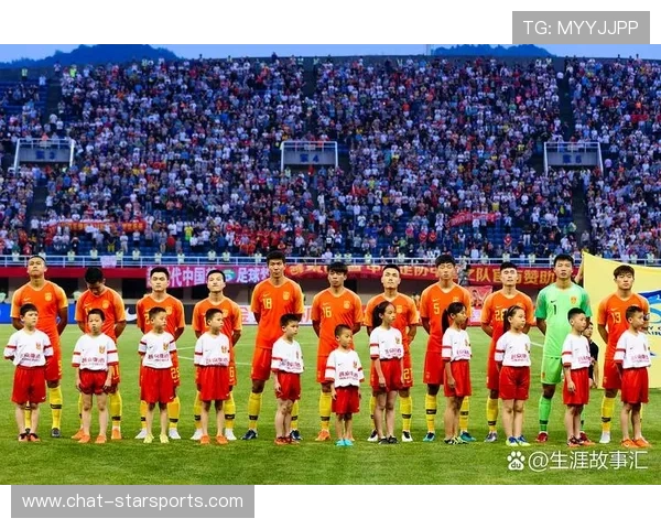 国足备战关键比赛阵容调整引发球迷热议与期待